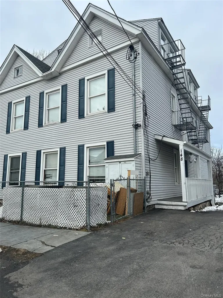148 Clinton Street Montgomery NY 12549