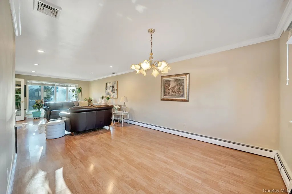 3147 Denton Drive Merrick NY 11566