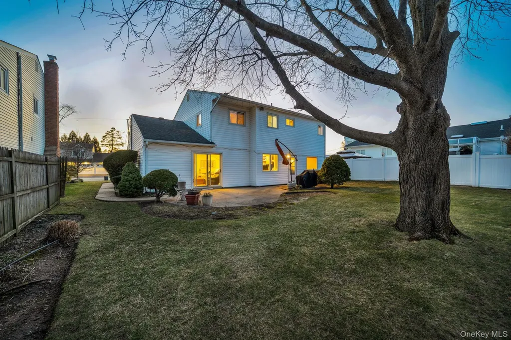 3147 Denton Drive Merrick NY 11566
