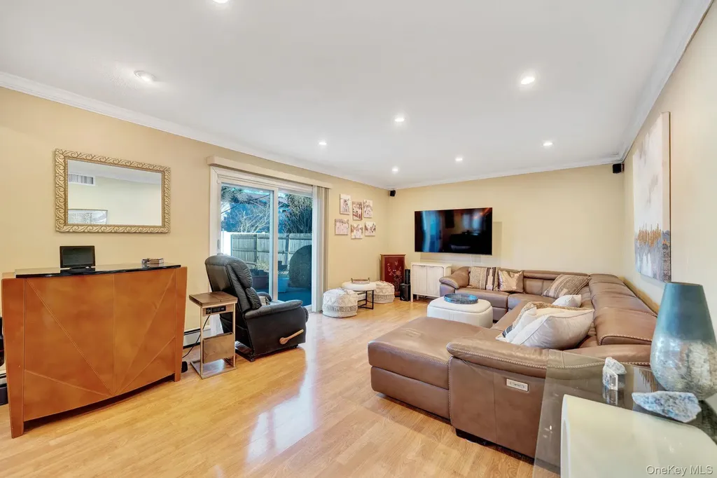 3147 Denton Drive Merrick NY 11566