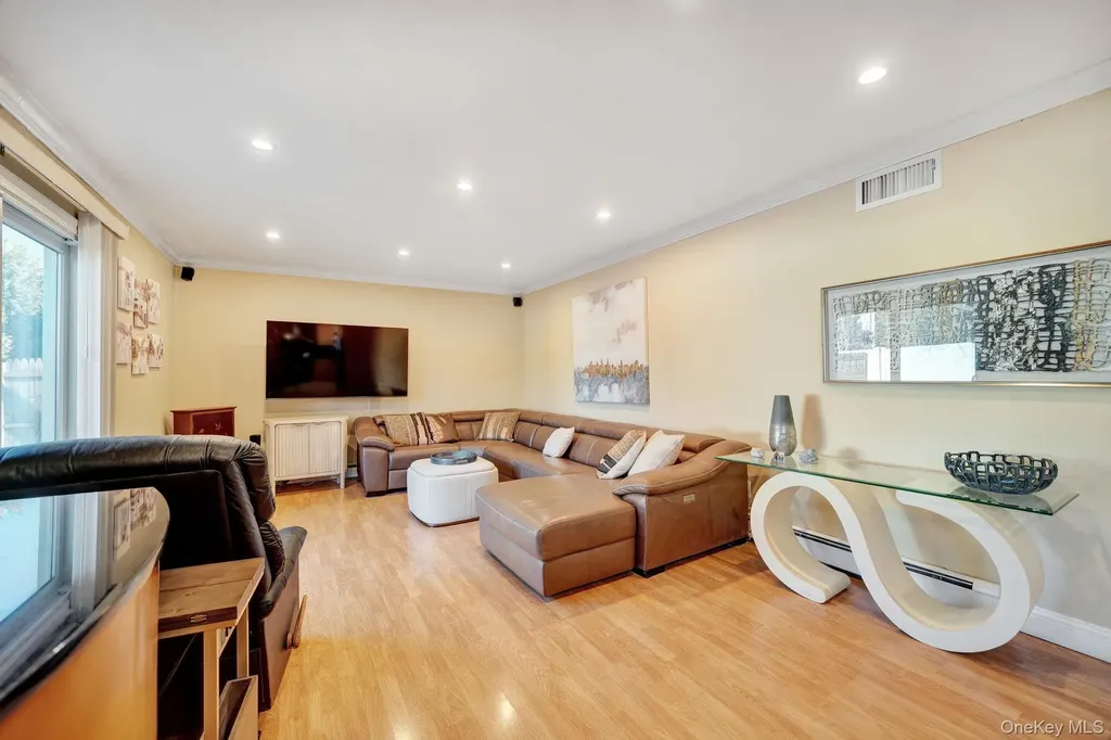3147 Denton Drive Merrick NY 11566
