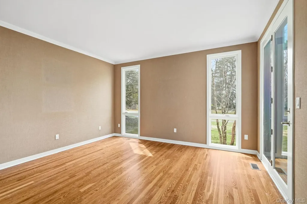 13 Kassel Court Mamaroneck NY 10543