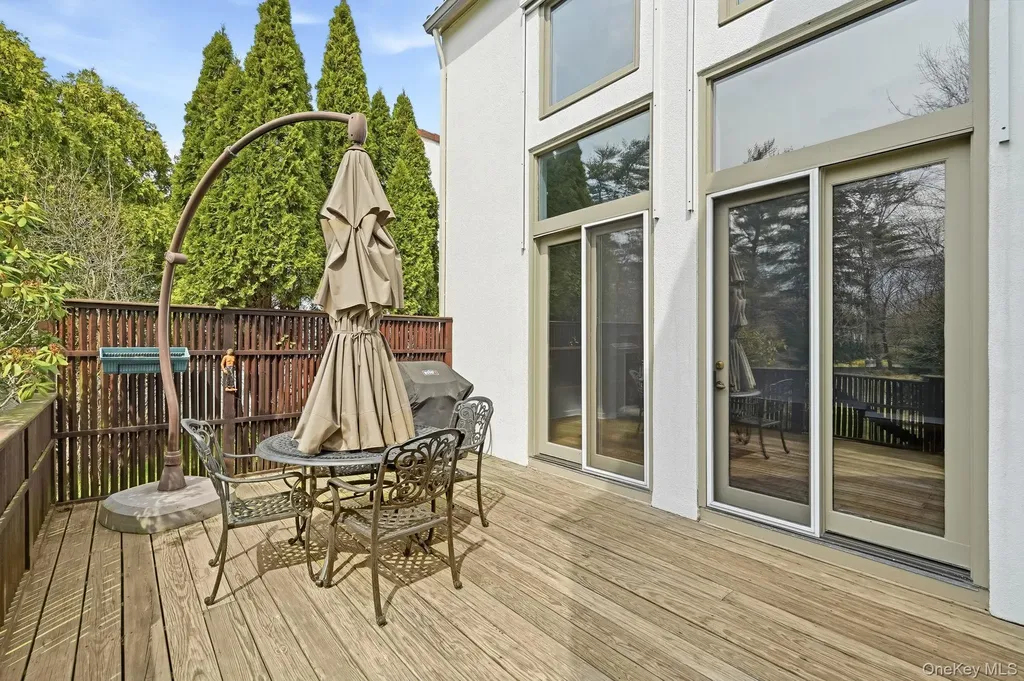 13 Kassel Court Mamaroneck NY 10543