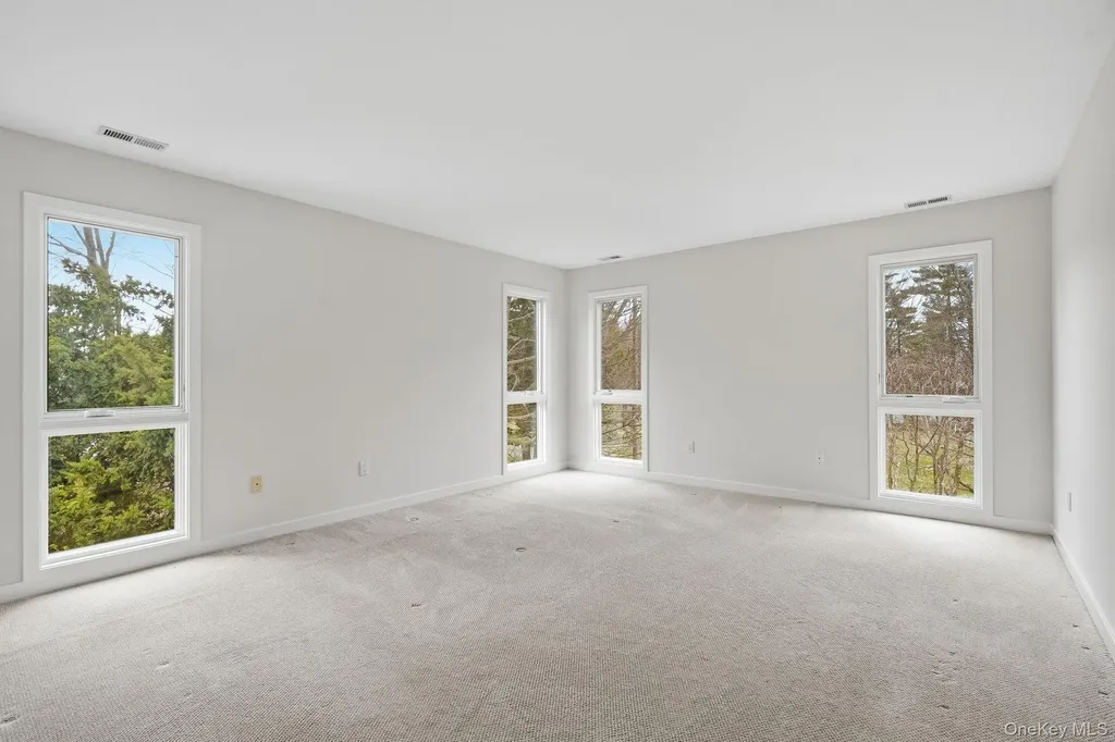 13 Kassel Court Mamaroneck NY 10543