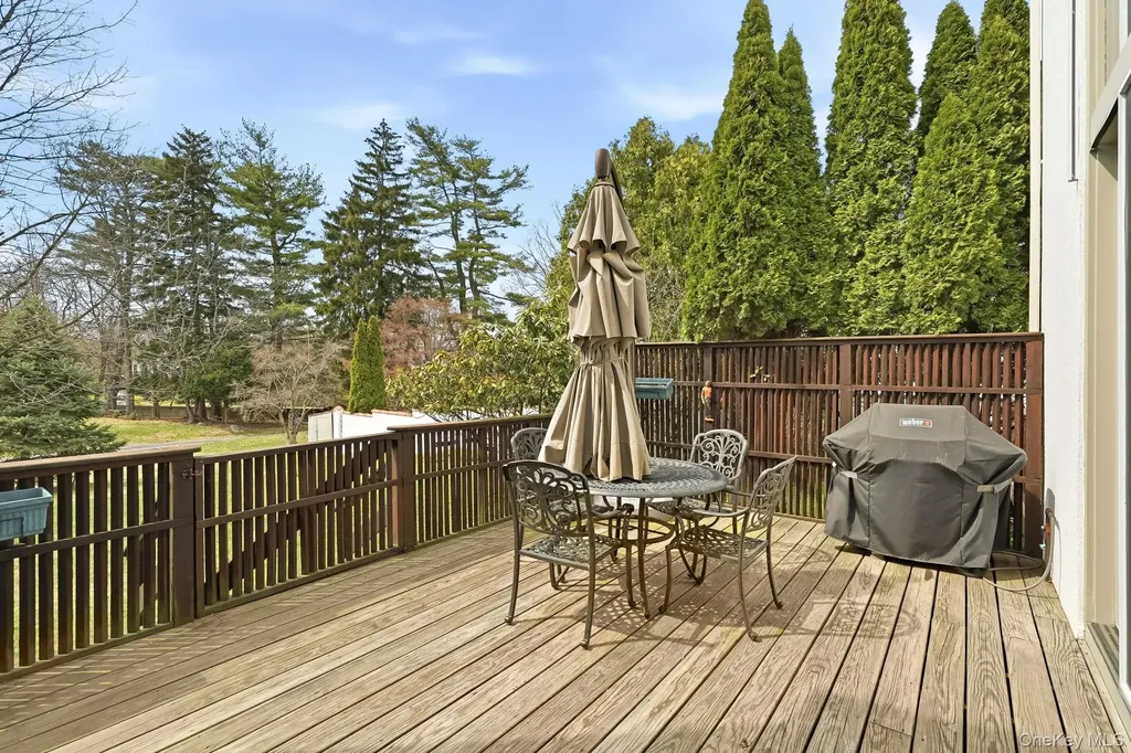 13 Kassel Court Mamaroneck NY 10543