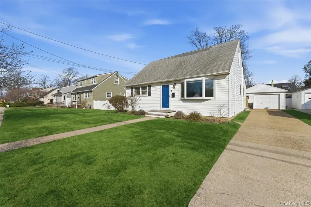308 Moore Avenue Oceanside NY 11572