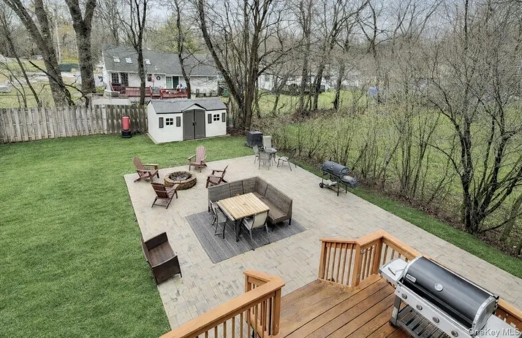 6 Honey Lane Wappingers Falls NY 12590