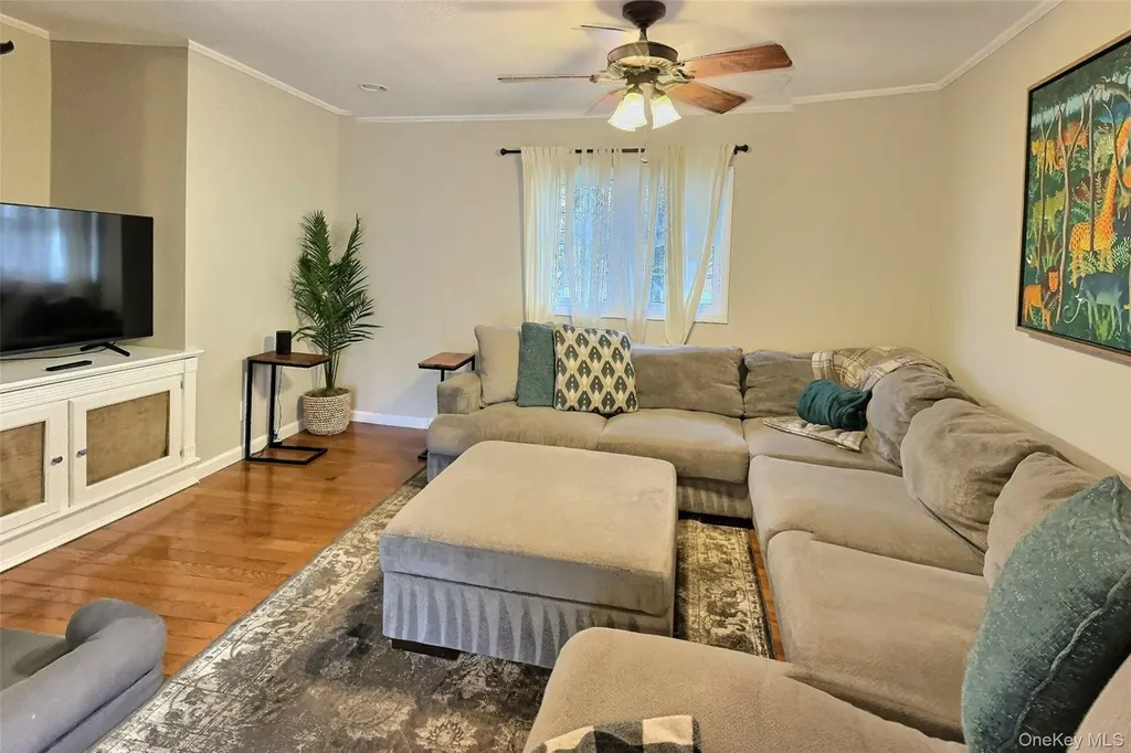 6 Honey Lane Wappingers Falls NY 12590