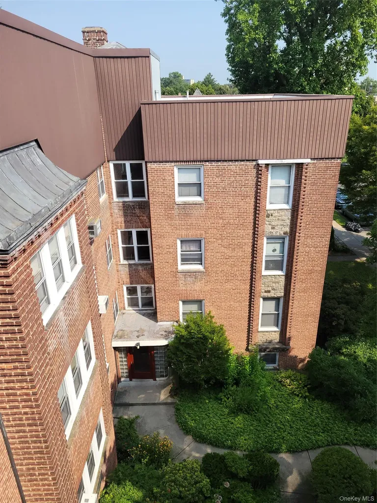 38-24 213th Street Bayside NY 11361