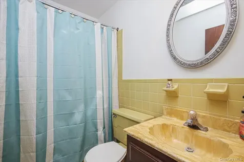 322 Lakeview Street Mahopac NY 10541