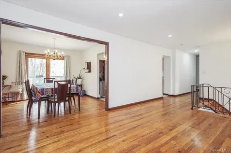 322 Lakeview Street Mahopac NY 10541