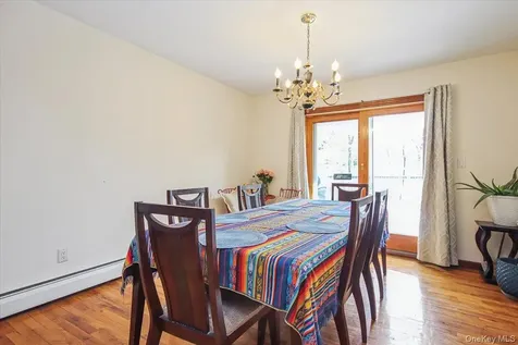 322 Lakeview Street Mahopac NY 10541