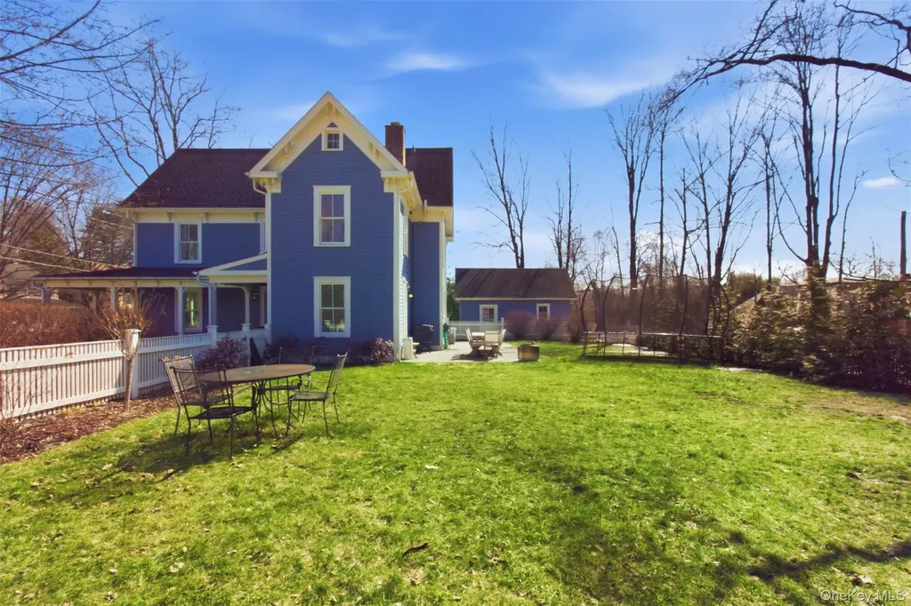 25 Chestnut Street Cold Spring NY 10516