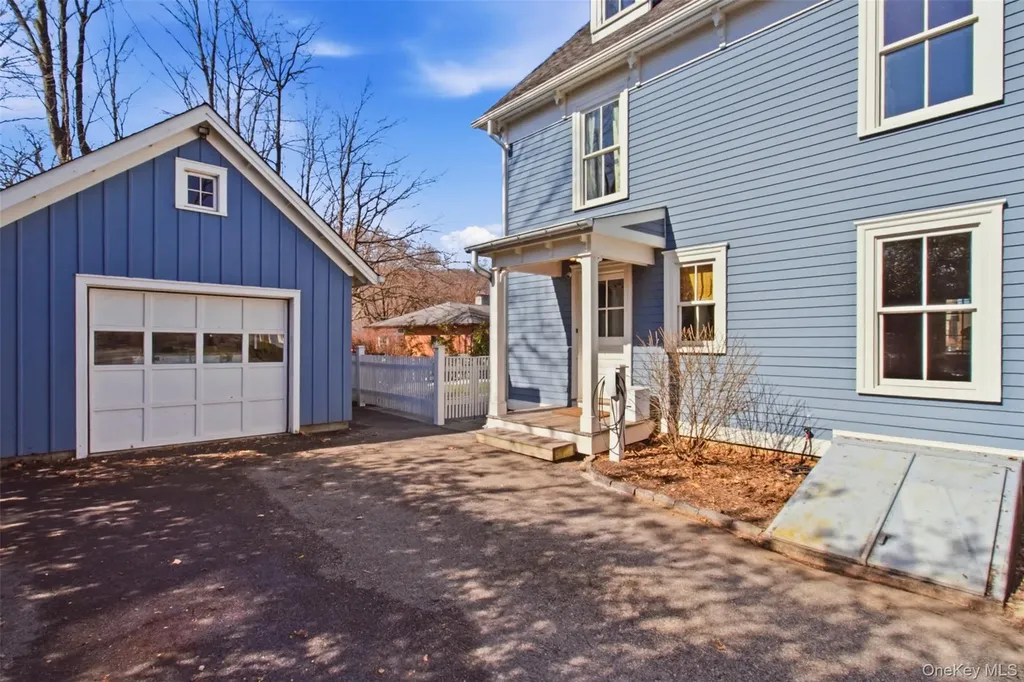 25 Chestnut Street Cold Spring NY 10516