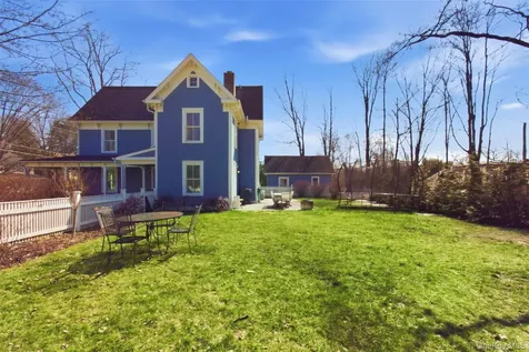 25 Chestnut Street Cold Spring NY 10516