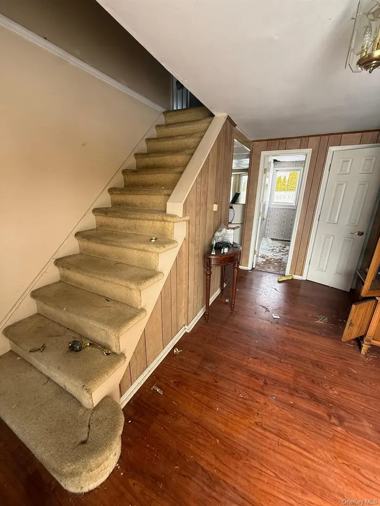 5 Bernice Court Coram NY 11727