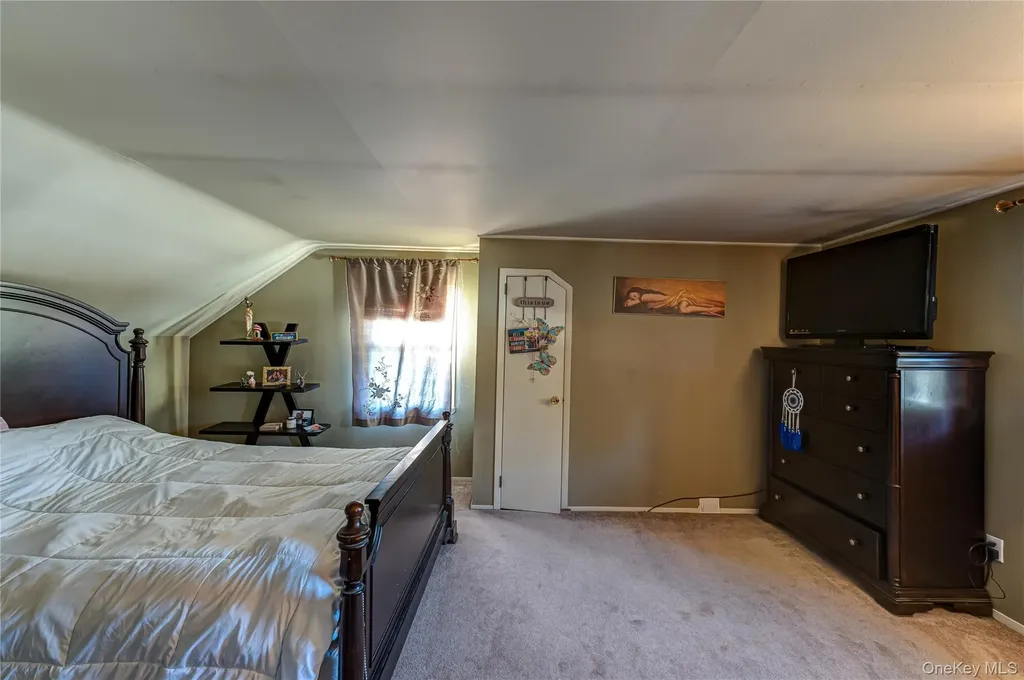 347 Atlantic Avenue Bay Shore NY 11706