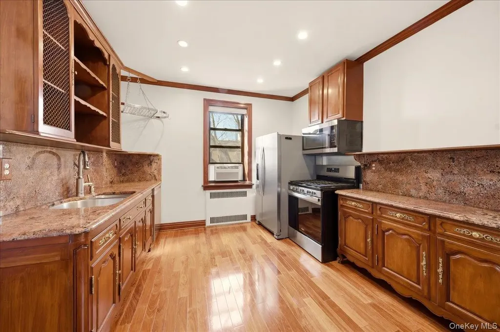 300 Main Street White Plains NY 10601