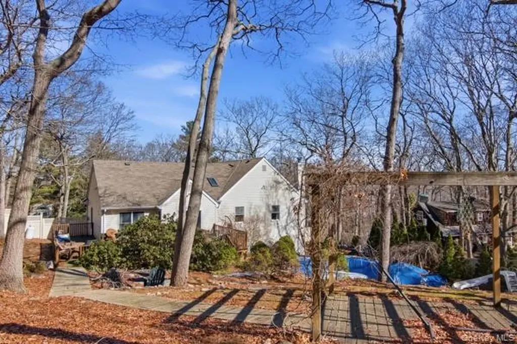 247 Dogwood Drive Wading River NY 11792