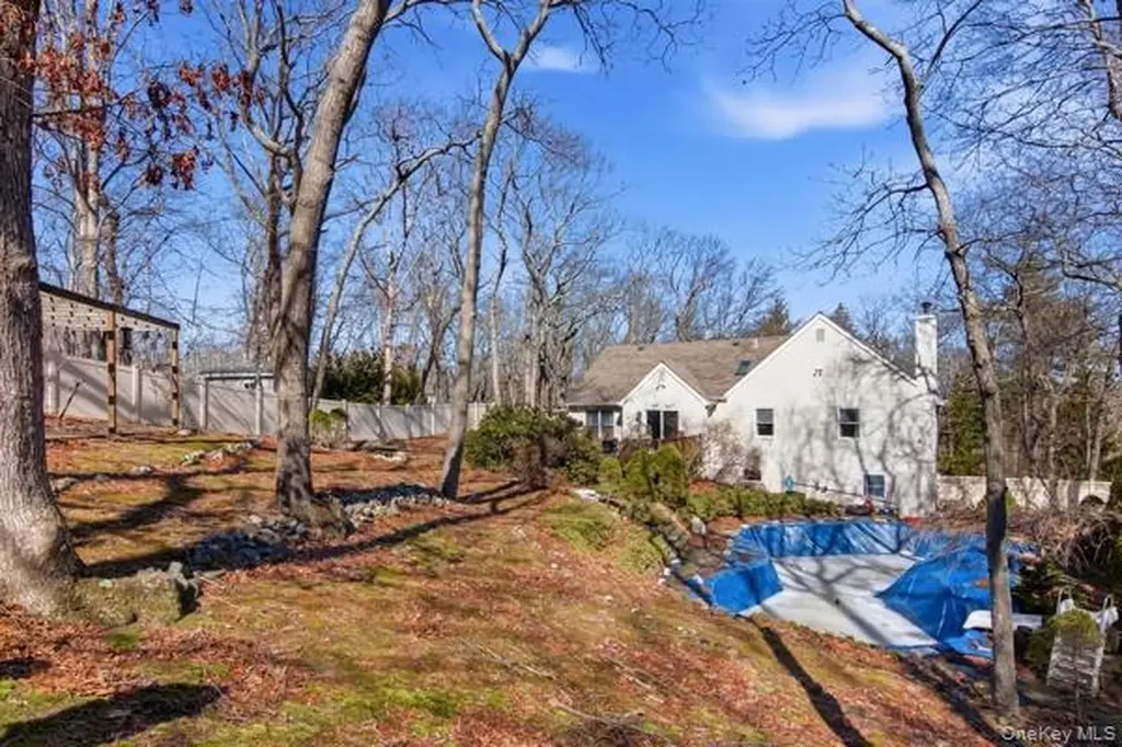 247 Dogwood Drive Wading River NY 11792