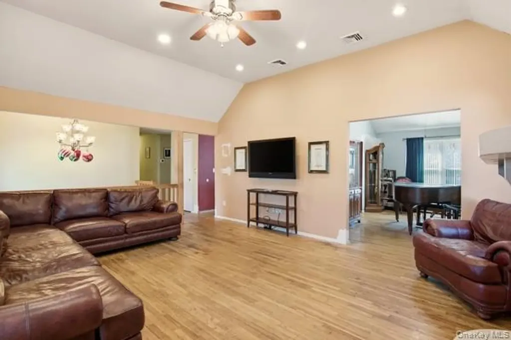 247 Dogwood Drive Wading River NY 11792