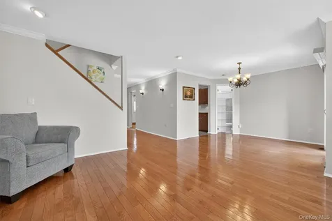 155 Club Court Ossining NY 10562