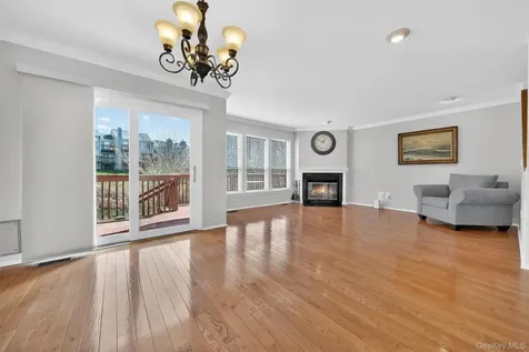 155 Club Court Ossining NY 10562