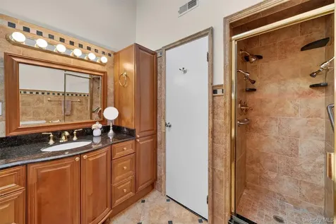 155 Club Court Ossining NY 10562