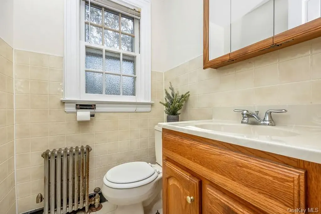 16 Margaret Boulevard Merrick NY 11566