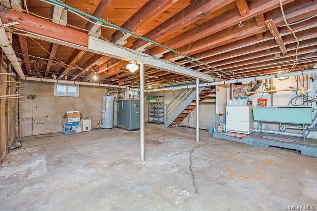 16 Margaret Boulevard Merrick NY 11566