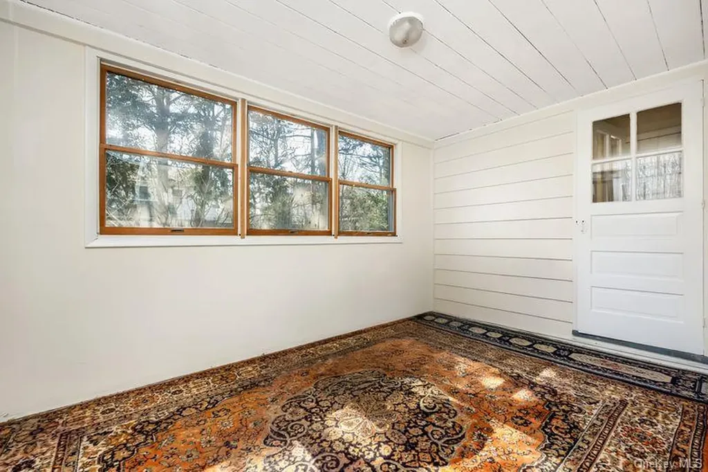 16 Margaret Boulevard Merrick NY 11566