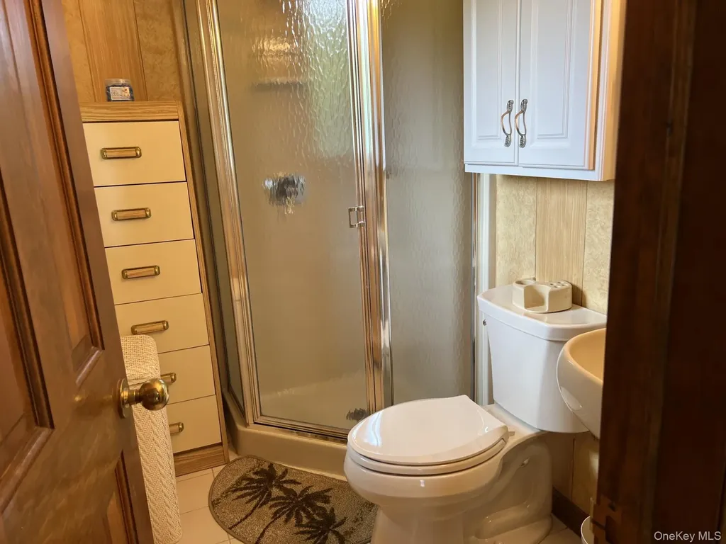 215 Leon Road Southold NY 11971