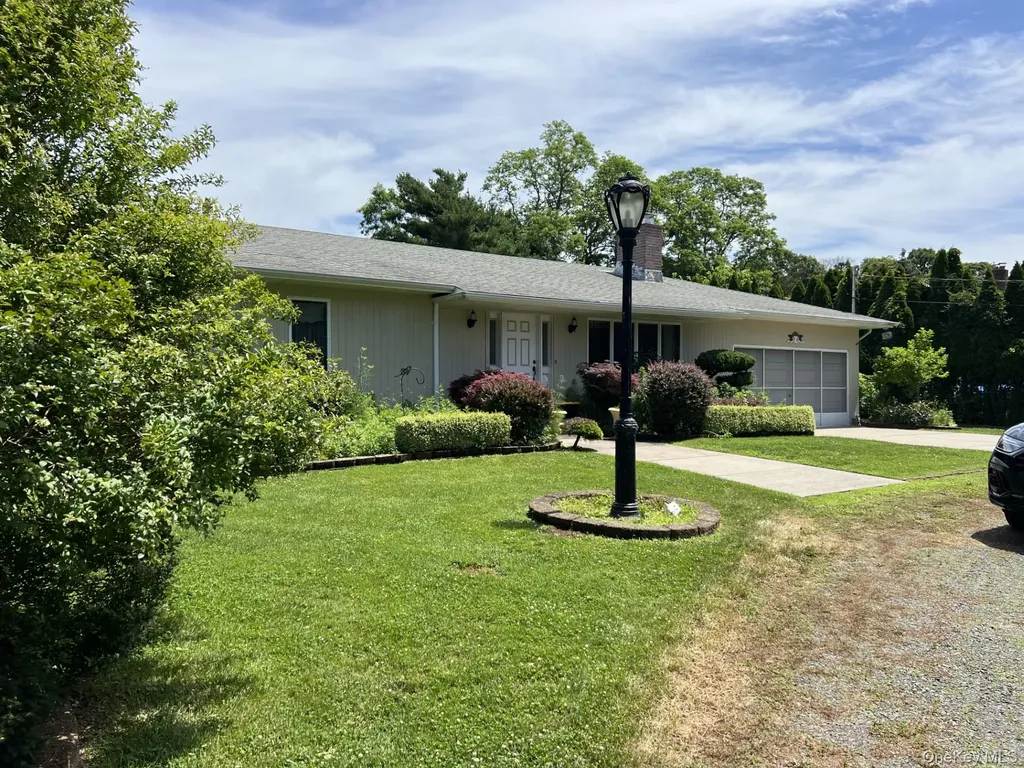 215 Leon Road Southold NY 11971