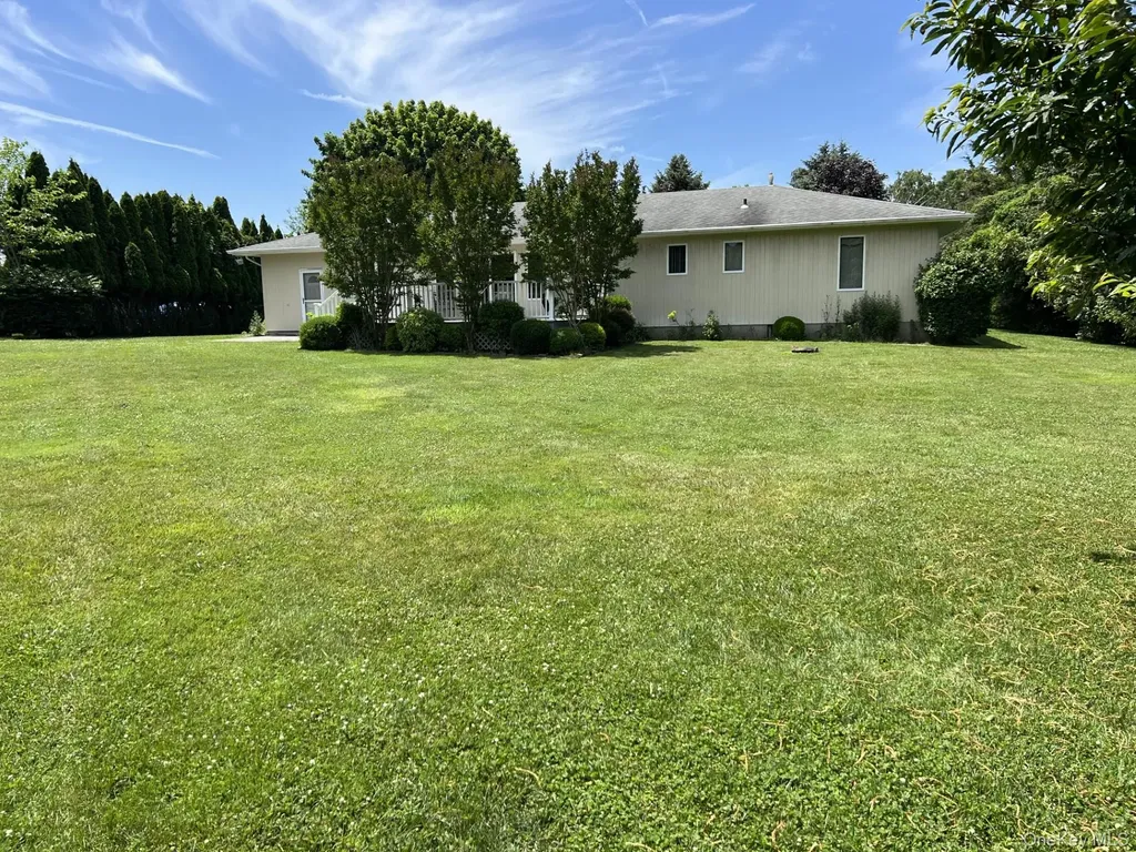 215 Leon Road Southold NY 11971