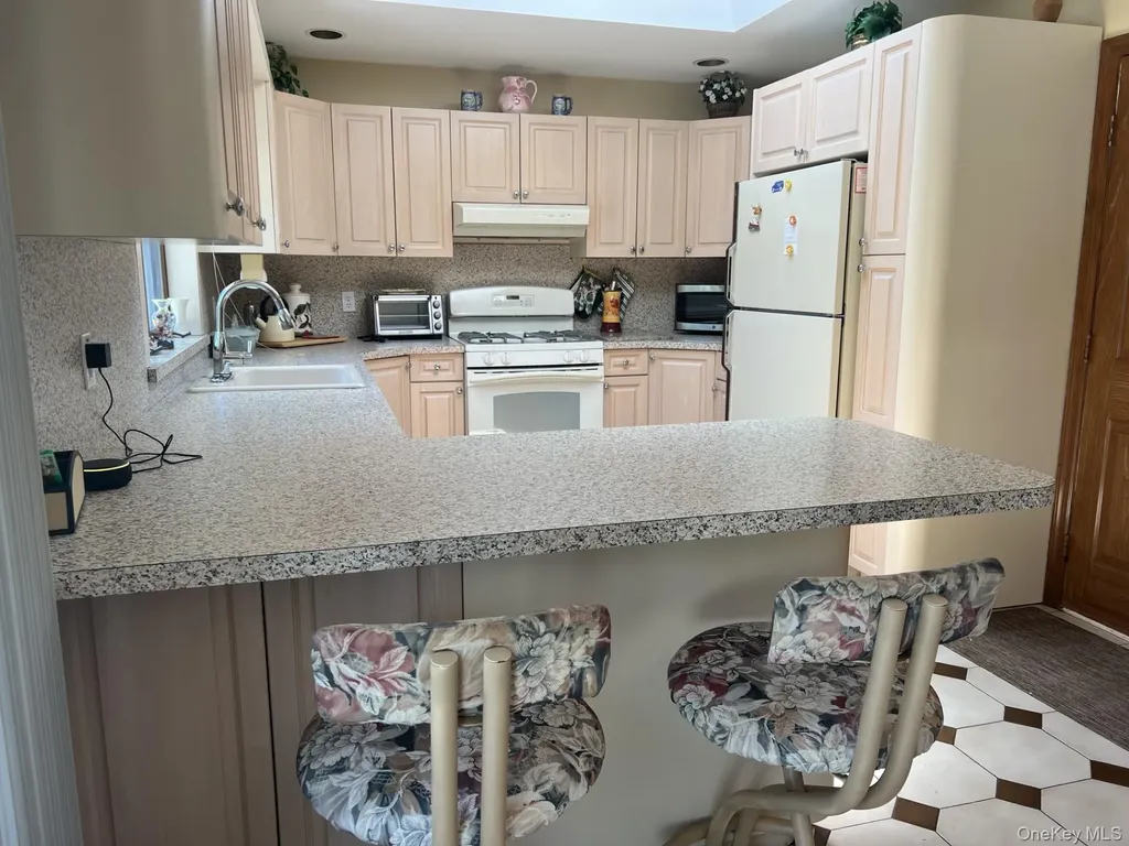 215 Leon Road Southold NY 11971