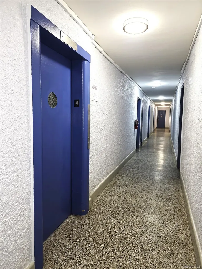 1332 Metropolitan Avenue Bronx NY 10462