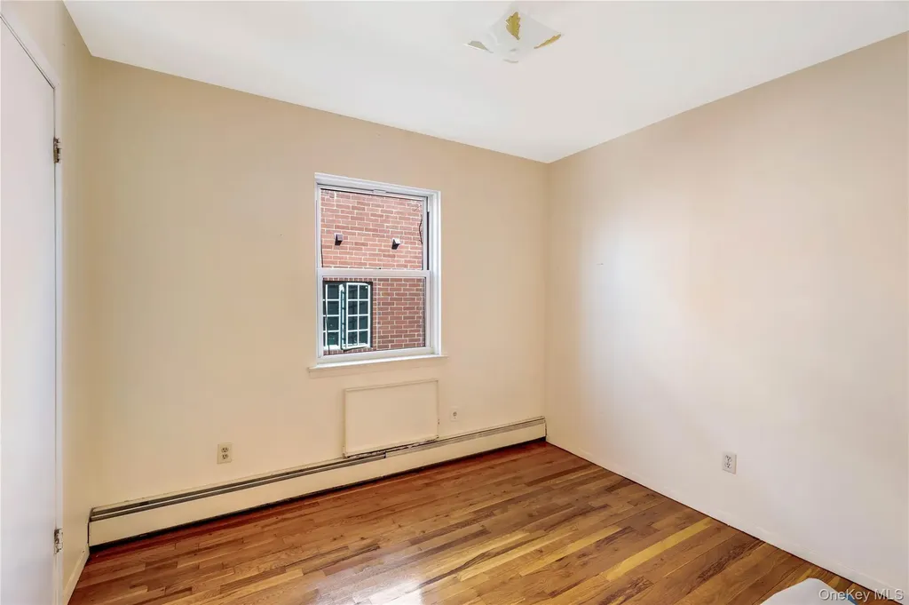 2524 West Street Brooklyn NY 11223