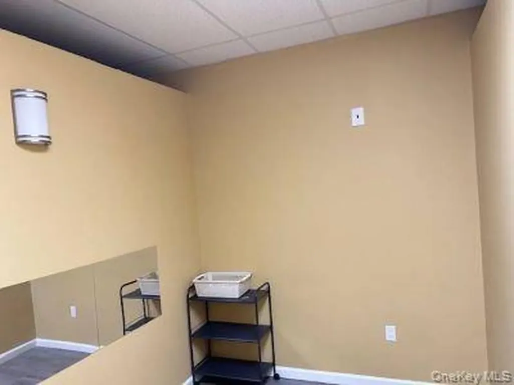 1462 Nepperhan Avenue Yonkers NY 10703