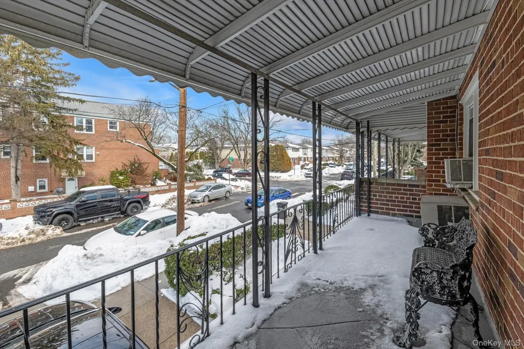 14464 25th Road Flushing NY 11354