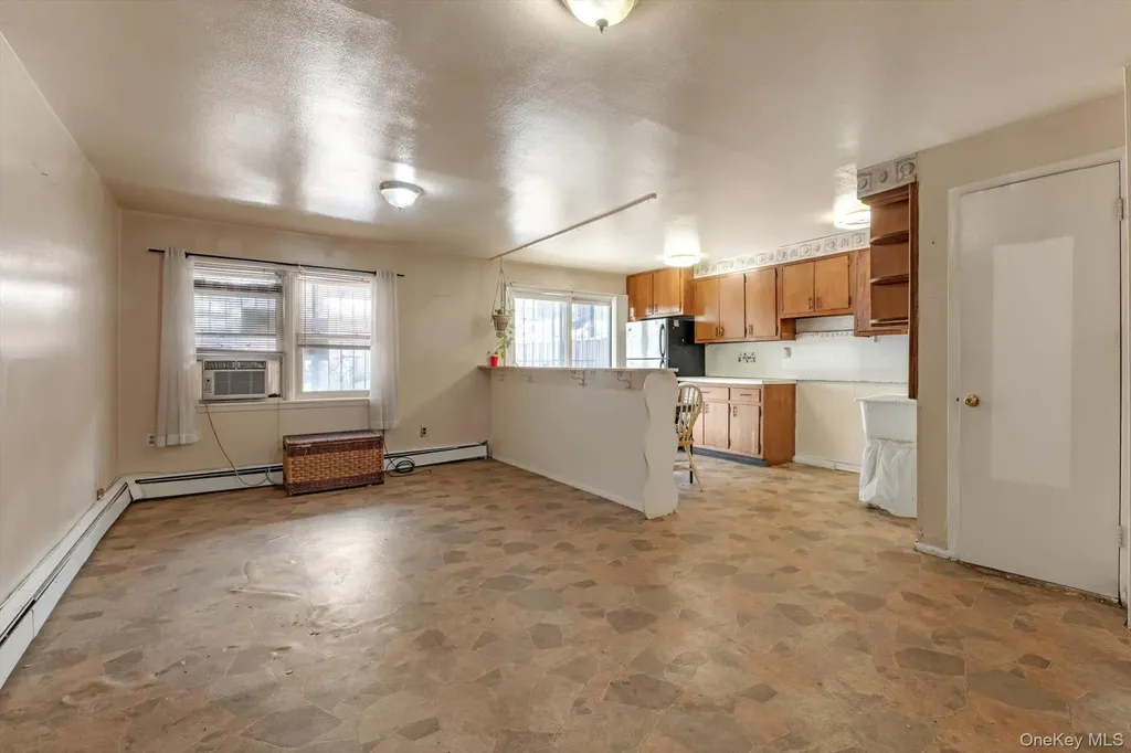 14464 25th Road Flushing NY 11354