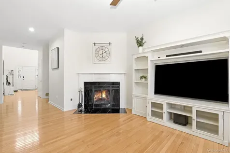 18 Clearwater Court Beacon NY 12508