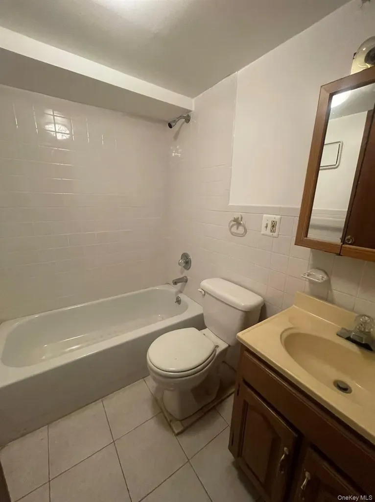 13022 Springfield Boulevard Springfield Gardens NY 11413