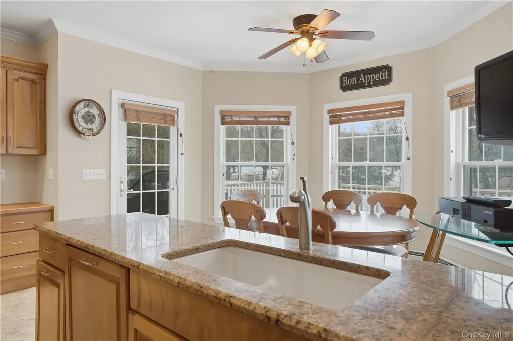 30 Somerset Lane Warwick NY 10990