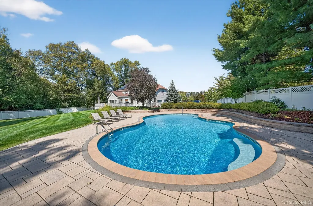 30 Somerset Lane Warwick NY 10990