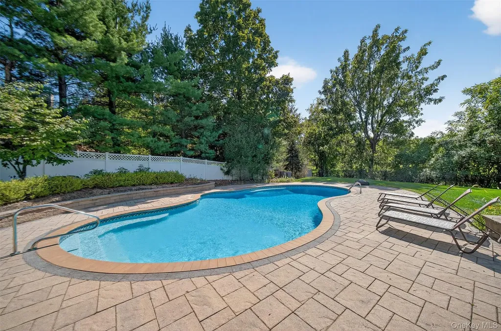 30 Somerset Lane Warwick NY 10990