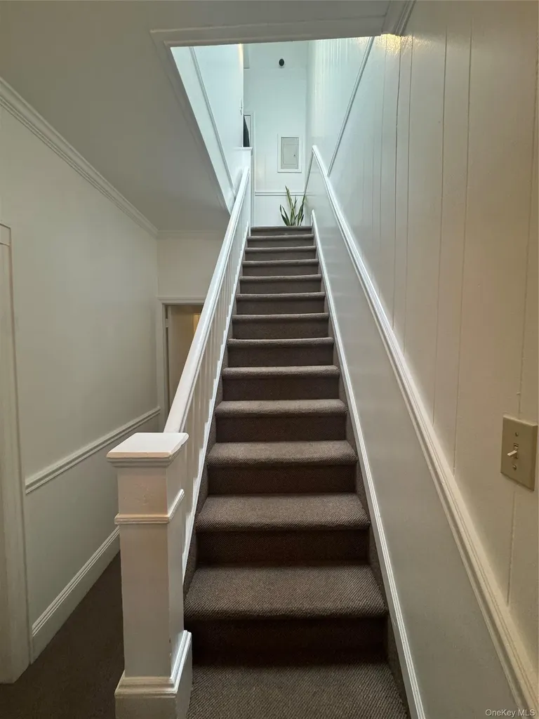 7027 68th Place Glendale NY 11385