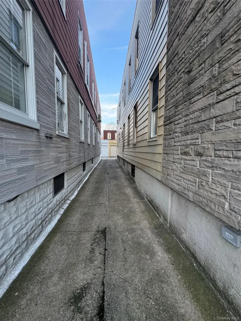 7027 68th Place Glendale NY 11385