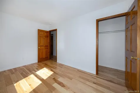 9 Ferrara Drive Rhinebeck NY 12572