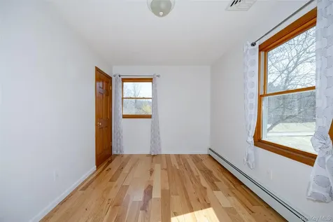 9 Ferrara Drive Rhinebeck NY 12572
