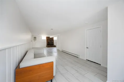 9 Ferrara Drive Rhinebeck NY 12572
